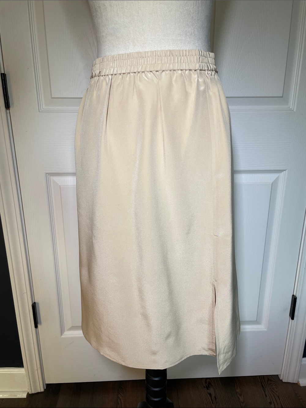 NWOT Diane Gilman Silk Midi Skirt Beige Cream Satin Elastic Waist Size M
